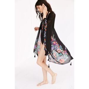 NEW Urban Outfitters Women's Black Garden Floral Embellished Poncho One Size OS